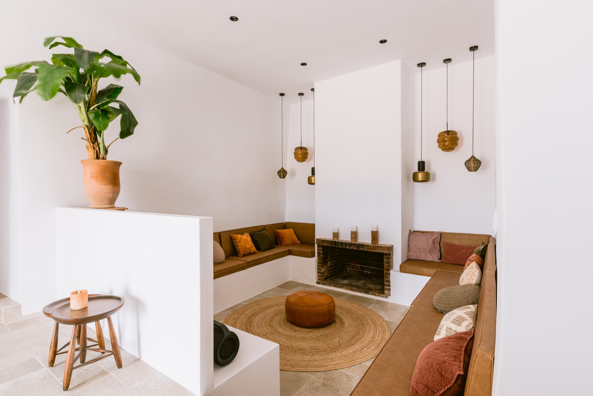 Resa Estates finca sale koop ibiza Jorge living.jpg